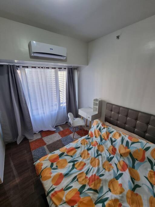 Great View 1 Bedroom Condo In Makati Near Trident Tower Manila Bagian luar foto